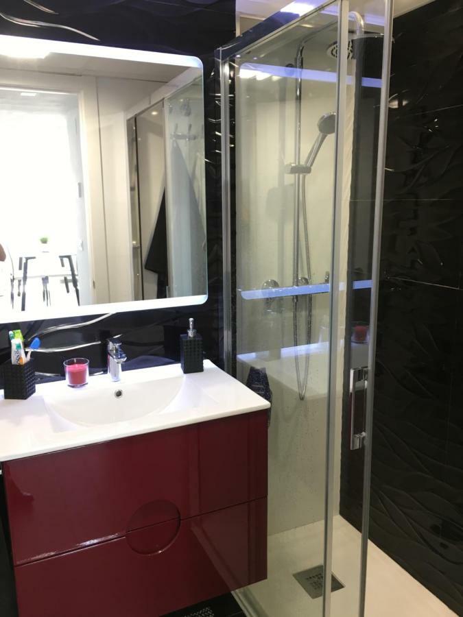 El Apartamento De Cristian Benidorm Luaran gambar